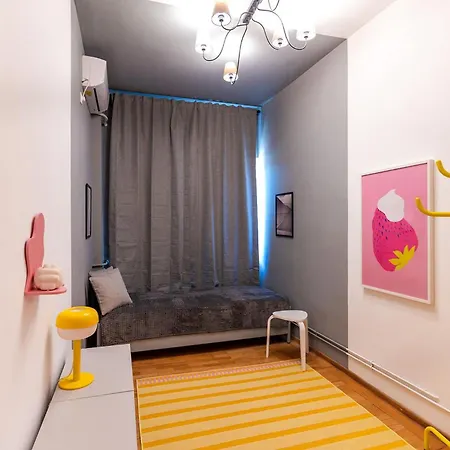 Rezident Eminescu * 布加勒斯特