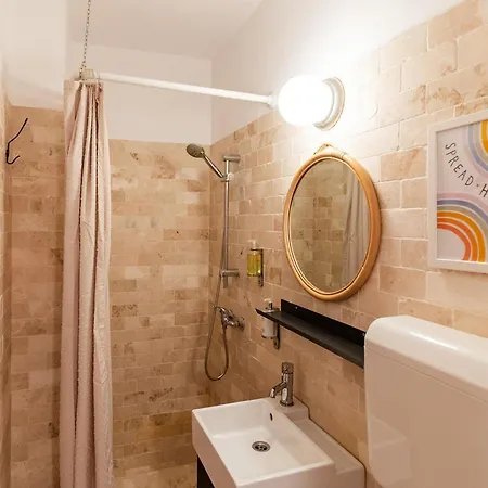 Rezident Eminescu * Bükreş